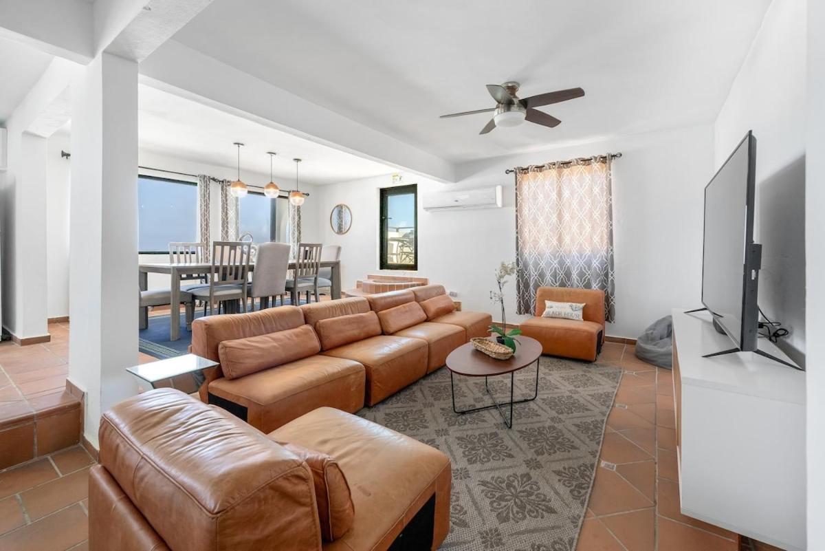 4 Bedroom Kikita Beach Villa Oceanfront W Pool Dorado Eksteriør bilde