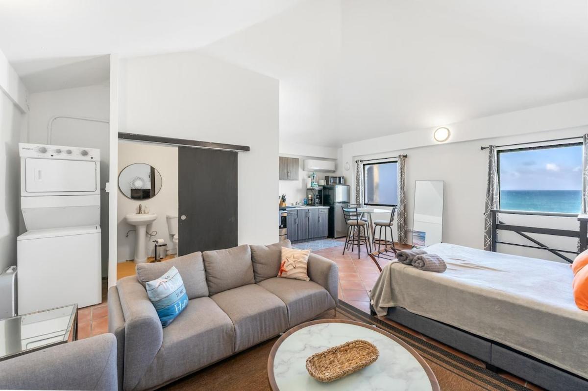 4 Bedroom Kikita Beach Villa Oceanfront W Pool Dorado Eksteriør bilde